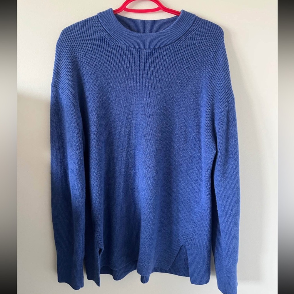 Lululemon Merino Wool-Blend Ribbed Crewneck Sweater size 8